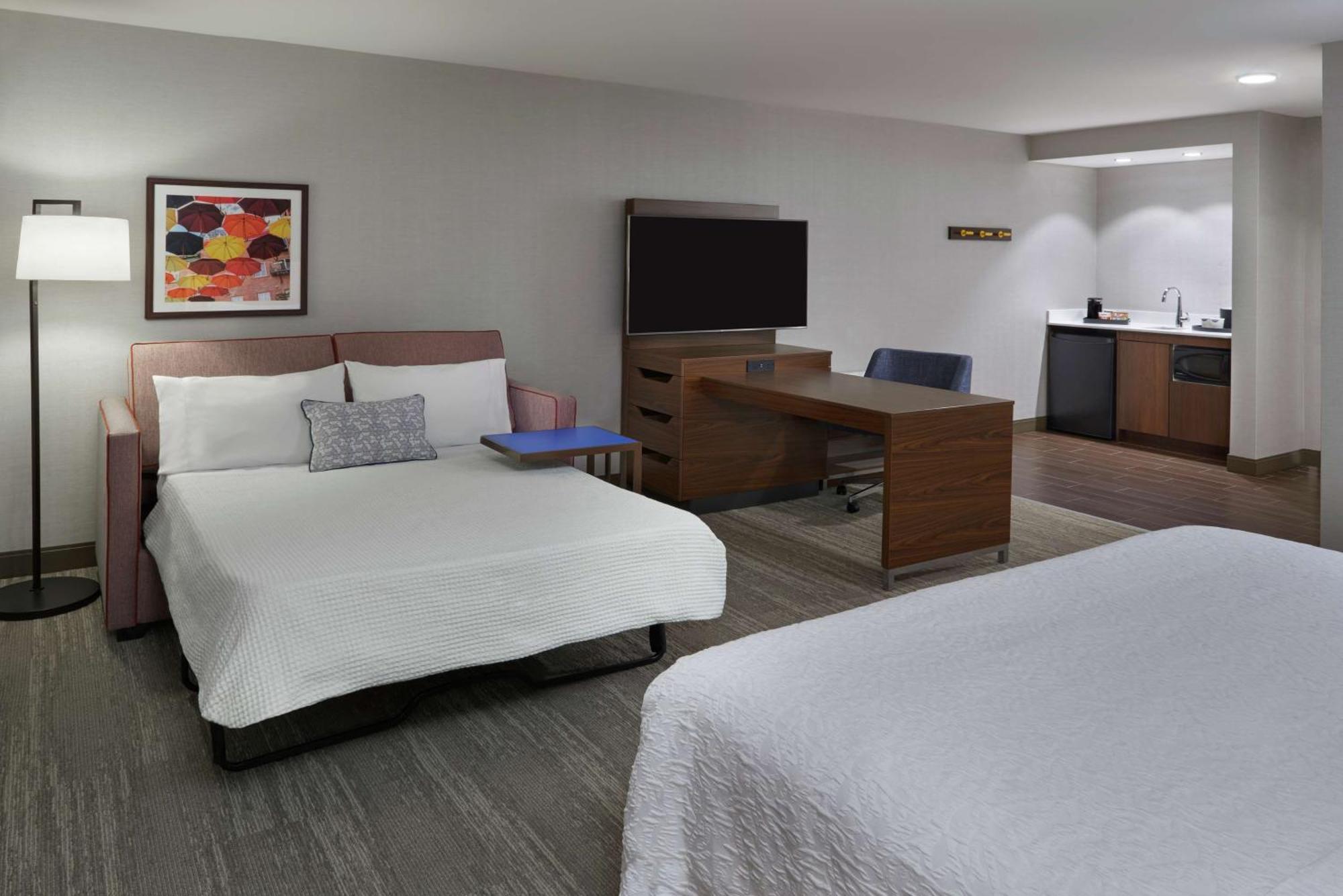 Hampton Inn & Suites Montreal-Dorval Ngoại thất bức ảnh