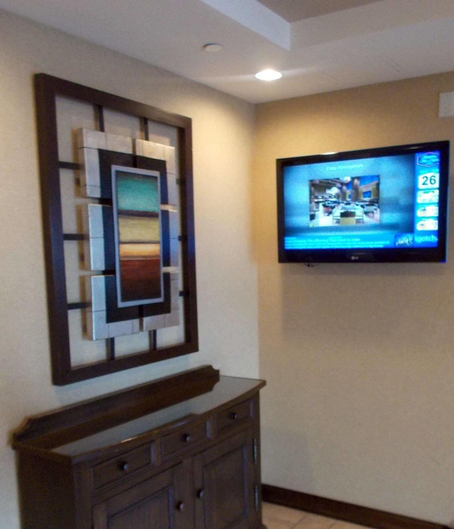 Hampton Inn & Suites Montreal-Dorval Ngoại thất bức ảnh